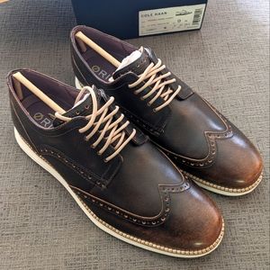 Cole Haan Original Grand Wingtip Oxford - Size 9 wide - Brown (silver bi…